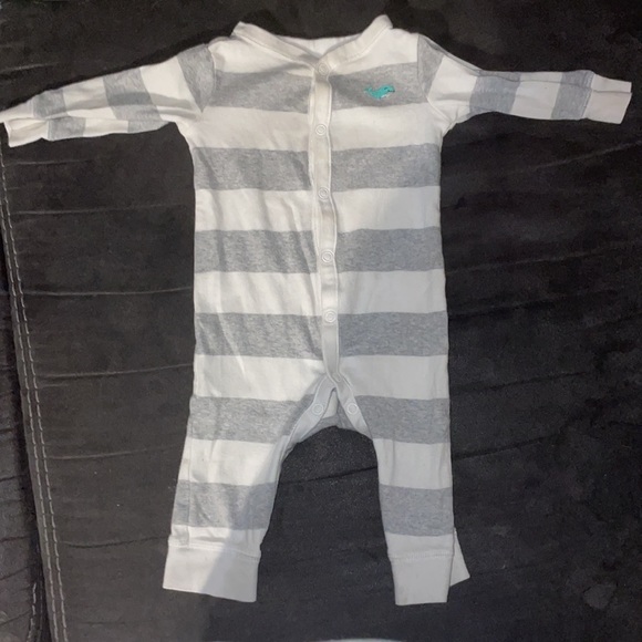 6 baby pajamas - Picture 6 of 7